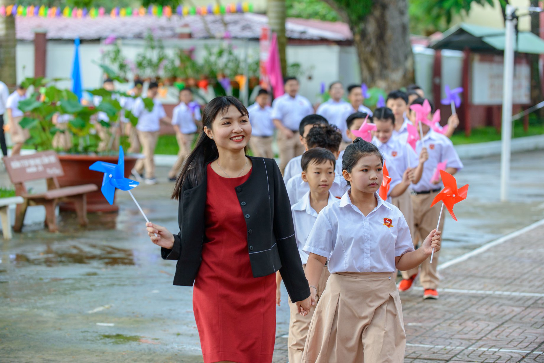 Mới: 1 tỉnh chốt phương án chỉ học sinh đầu cấp, lớp trưởng, lớp phó dự lễ khai giảng năm học mới - Ảnh 1. Mới: 1 tỉnh chốt phương án chỉ học sinh đầu cấp, lớp trưởng, lớp phó dự lễ khai giảng năm học mới - Ảnh 1.