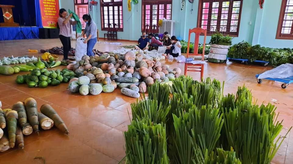 Cậu bé vác măng rừng đi ủng hộ chống dịch nhận món quà bất ngờ - Ảnh 9.