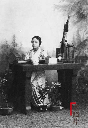 Loạt ảnh cũ phản ánh chân thực nhất về những phụ nữ người Hán vào cuối thời nhà Thanh - Ảnh 7.