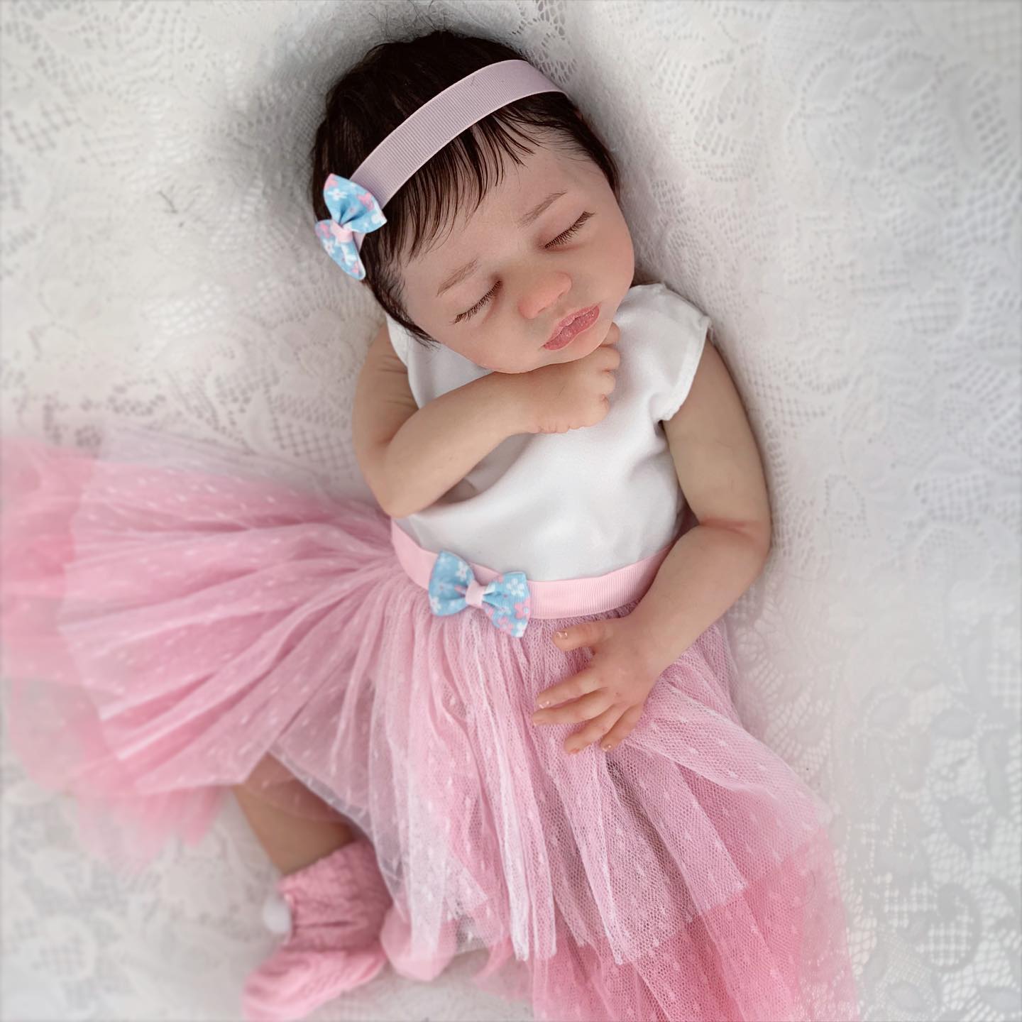 Sự thật về những em bé ngoài hành tinh khiến dân mạng nổi da gà và tranh cãi gay gắt: Là người thật hóa trang hay búp bê? - Ảnh 8.