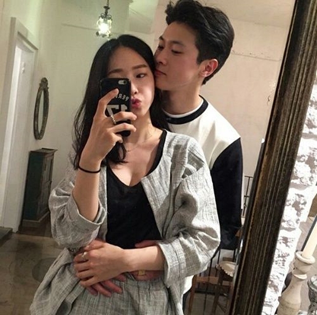 Yêu xa chuẩn bị cưới, cô gái trẻ chết lặng khi phát hiện bạn trai cặp kè với người phụ nữ đã có 1 chồng 2 con, khoe chiến tích cùng nhau "khám phá" hết nhà nghỉ ở Cao Bằng - Ảnh 2. Yêu xa chuẩn bị cưới, cô gái trẻ chết lặng khi phát hiện bạn trai cặp kè với người phụ nữ đã có 1 chồng 2 con, khoe chiến tích cùng nhau "khám phá" hết nhà nghỉ ở Cao Bằng - Ảnh 2.