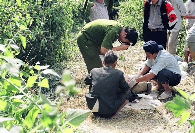 Nghệ An: Một thầy giáo bị trúng đạn tử vong khi đi săn cùng đồng nghiệp - Ảnh 1. Nghệ An: Một thầy giáo bị trúng đạn tử vong khi đi săn cùng đồng nghiệp - Ảnh 1.