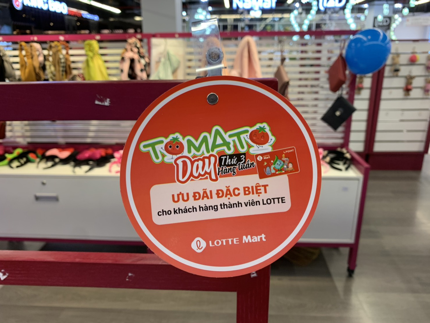 Bật mí lí do nên mua sắm thứ Ba hàng tuần tại LOTTE Mart - Ảnh 1. Bật mí lí do nên mua sắm thứ Ba hàng tuần tại LOTTE Mart - Ảnh 1.