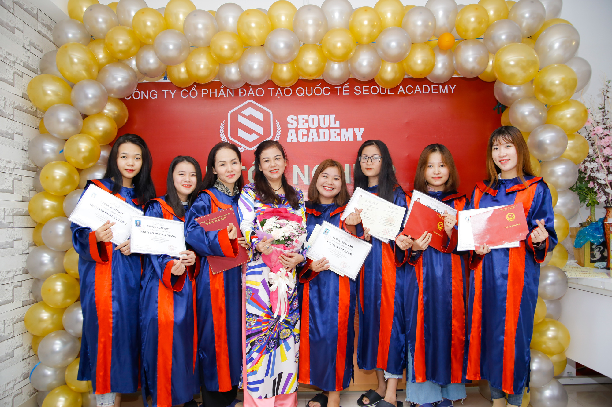 Nghề gì phù hợp với con gái có thu nhập cao lại không lo thất nghiệp? - Ảnh 4.