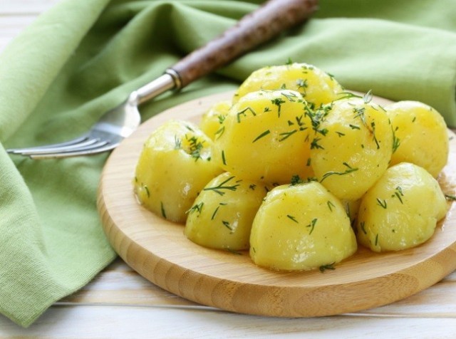 Giàu sắt gấp 3 lần thịt gà, loại củ này được người Nhật, người Mỹ tôn "thuốc quý", ở Việt Nam có rất nhiều nhưng ít ai biết để tận dụng - Ảnh 1. Giàu sắt gấp 3 lần thịt gà, loại củ này được người Nhật, người Mỹ tôn "thuốc quý", ở Việt Nam có rất nhiều nhưng ít ai biết để tận dụng - Ảnh 1.
