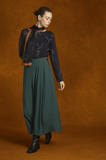 Bộ sưu tập UNIQLO x HANA TAJIMA mùa Thu/Đông 2020 chính thức lên kệ vào ngày 7/8 - Ảnh 4. Bộ sưu tập UNIQLO x HANA TAJIMA mùa Thu/Đông 2020 chính thức lên kệ vào ngày 7/8 - Ảnh 4.