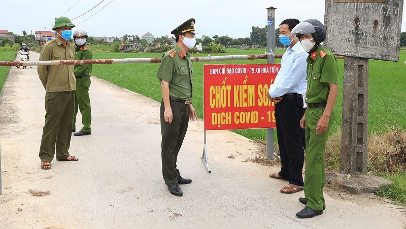 Phong toả 1 thôn ở Thái Bình vì COVID- 19, học sinh thi tốt nghiệp THPT như thế nào? - Ảnh 1.