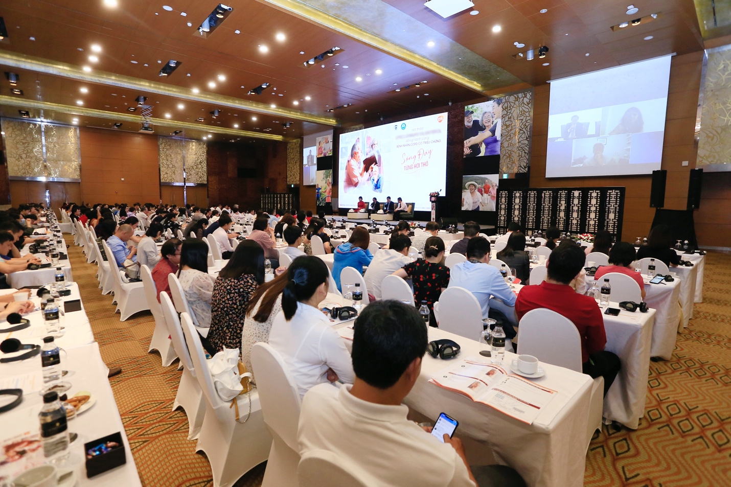 Hội thảo khoa học: “Giải pháp điều trị mới cho các bệnh nhân COPD có triệu chứng” - Ảnh 2. Hội thảo khoa học: “Giải pháp điều trị mới cho các bệnh nhân COPD có triệu chứng” - Ảnh 2.
