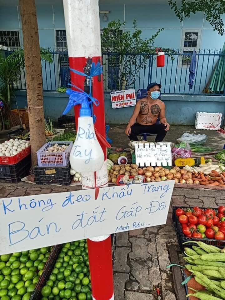 Chú Minh Râu Biên Hòa hot nhất MXH vì cách bán rau lạ lùng
