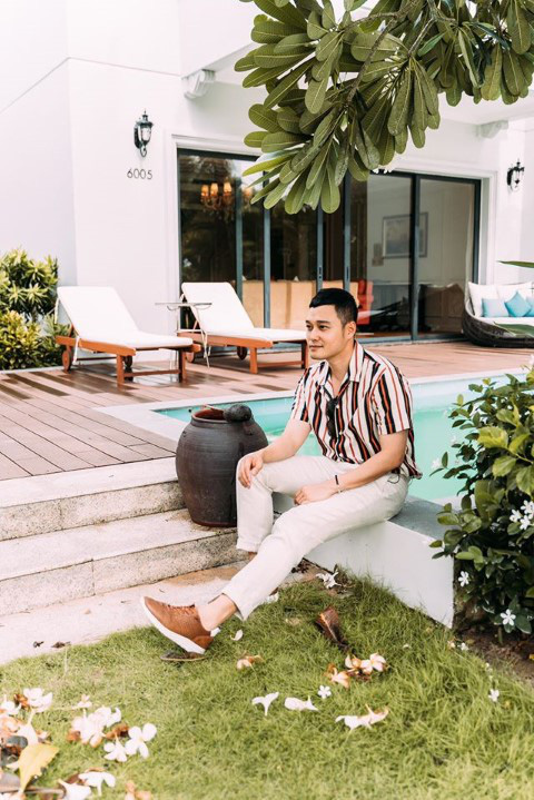 Bắt gặp Quang Vinh và Phạm Quỳnh Anh ăn tối lãng mãn bên bờ biển Phú Quốc - Ảnh 3. Bắt gặp Quang Vinh và Phạm Quỳnh Anh ăn tối lãng mãn bên bờ biển Phú Quốc - Ảnh 3.