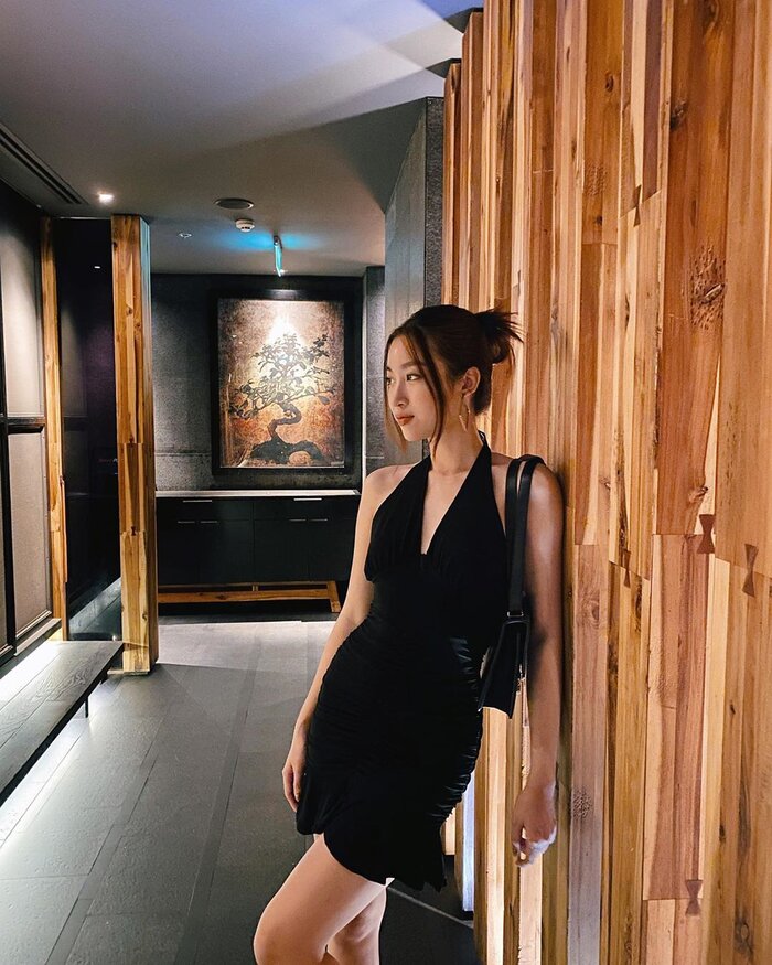 Đỗ Mỹ Linh nay đã khác xưa lắm rồi, đụng hàng với Hương Giang mà chẳng kém cạnh về độ "chất" - Ảnh 12. Đỗ Mỹ Linh nay đã khác xưa lắm rồi, đụng hàng với Hương Giang mà chẳng kém cạnh về độ "chất" - Ảnh 12.