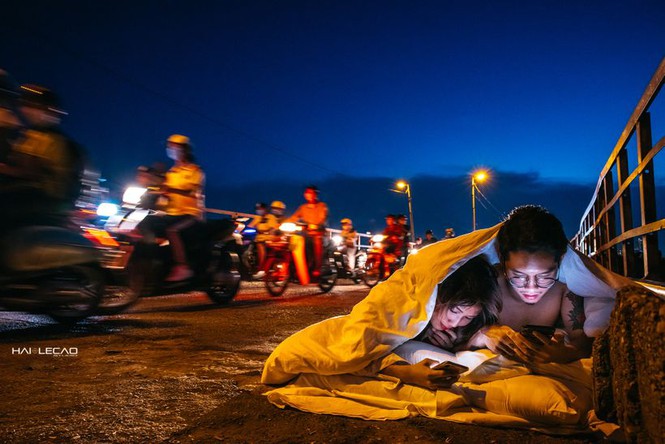 Giao Thanh tra vào cuộc vụ chụp ảnh cưới &quot;chăn gối&quot; ở các nơi biểu tượng văn hoá - Ảnh 1.