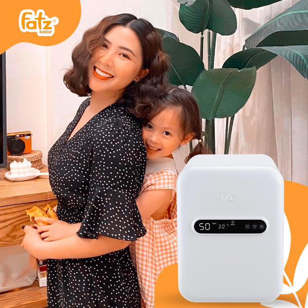 Truy t&igrave;m d&ograve;ng m&aacute;y tiệt tr&ugrave;ng hot nhất mạng x&atilde; hội hiện nay: Từ Trinh Phạm đến gia đ&igrave;nh Cam Cam đều phải sắm bằng được! - Ảnh 1.