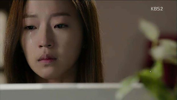 Kim So Hyun và bộ phim lấy đề tài bạo lực học đường đến mức phải chọn cái chết và màn vực dậy sau biến cố - Ảnh 8. Kim So Hyun và bộ phim lấy đề tài bạo lực học đường đến mức phải chọn cái chết và màn vực dậy sau biến cố - Ảnh 8.