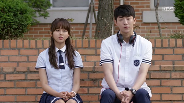 Kim So Hyun và bộ phim lấy đề tài bạo lực học đường đến mức phải chọn cái chết và màn vực dậy sau biến cố - Ảnh 14. Kim So Hyun và bộ phim lấy đề tài bạo lực học đường đến mức phải chọn cái chết và màn vực dậy sau biến cố - Ảnh 14.