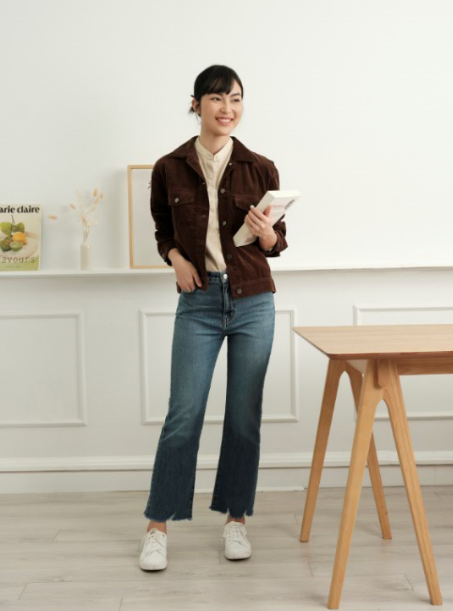 Đã “nịnh dáng” lại thoải mái, nhất định phải sắm ít nhất một chiếc quần jeans từ Uniqlo! - Ảnh 2. Đã “nịnh dáng” lại thoải mái, nhất định phải sắm ít nhất một chiếc quần jeans từ Uniqlo! - Ảnh 2.