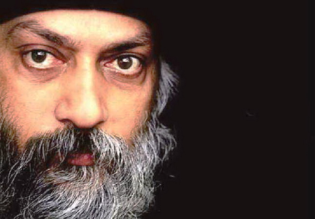 Thiền sư Osho nói về trải nghiệm vô cùng kỳ lạ khi được `` làm tình '' theo kiểu nhâm nhi và `` thăng hoa '' 2 lần trong tất cả sự tận hưởng ngọt ngào nhất của tôi - Ảnh 2. Thiền sư Osho nói về trải nghiệm vô cùng kỳ lạ khi được `` làm tình '' theo kiểu nhâm nhi và `` thăng hoa '' 2 lần trong tất cả sự tận hưởng ngọt ngào nhất của tôi - Ảnh 2.