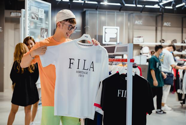 FILA mở cửa hàng tại Hà Nội, thỏa mãn khát khao thời trang đường phố của giới trẻ Hà Thành - Ảnh 3.