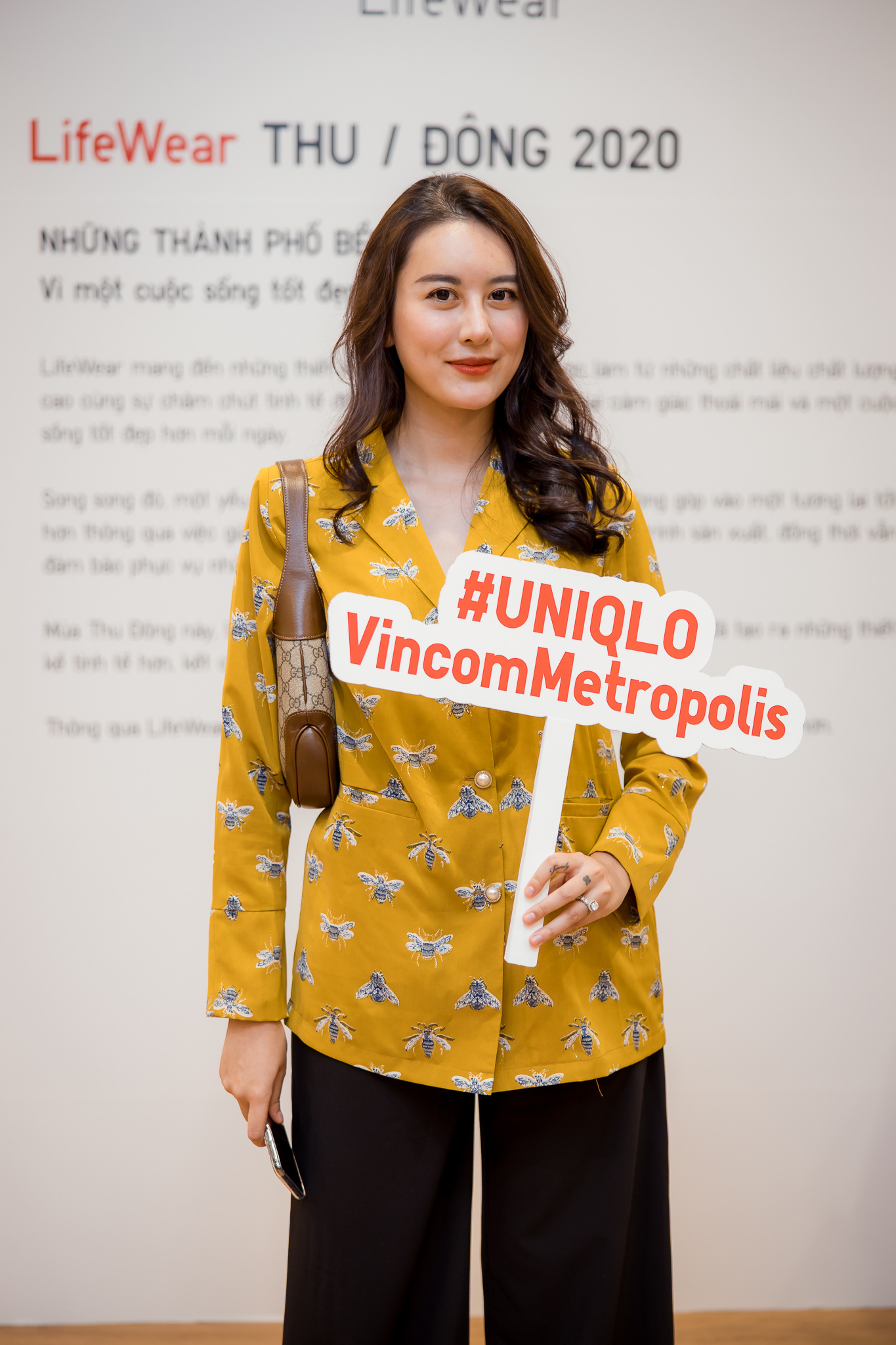 Mẫn Tiên công khai đi cùng bạn trai, Miss Au Ngọc Anh và dàn KOL tụ hội tại buổi ra mắt cửa hàng UNIQLO thứ 2 tại Hà Nội - Ảnh 4. Mẫn Tiên công khai đi cùng bạn trai, Miss Au Ngọc Anh và dàn KOL tụ hội tại buổi ra mắt cửa hàng UNIQLO thứ 2 tại Hà Nội - Ảnh 4.