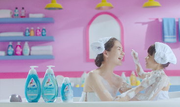 Cưng “xỉu” trước điệu nhảy của Bé An An trong đoạn clip “Vũ điệu Xoa Xoa” mới - Ảnh 6. Cưng “xỉu” trước điệu nhảy của Bé An An trong đoạn clip “Vũ điệu Xoa Xoa” mới - Ảnh 6.