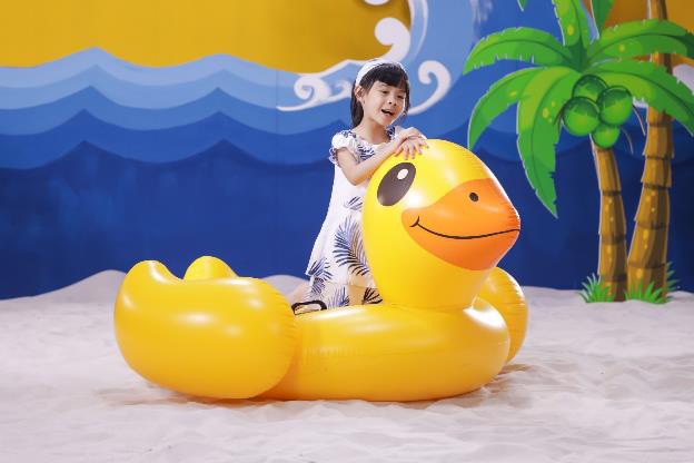 Cưng “xỉu” trước điệu nhảy của Bé An An trong đoạn clip “Vũ điệu Xoa Xoa” mới - Ảnh 2. Cưng “xỉu” trước điệu nhảy của Bé An An trong đoạn clip “Vũ điệu Xoa Xoa” mới - Ảnh 2.