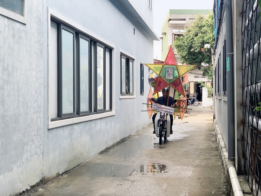 Người giữ 'hồn' Trung thu xưa giữa lòng thành phố - Ảnh 14. Người giữ 'hồn' Trung thu xưa giữa lòng thành phố - Ảnh 14.