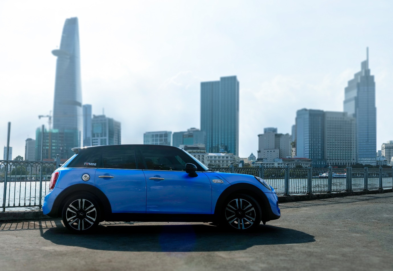 MINI Cooper S 5 Cửa - xe sang cá tính và thời trang - Ảnh 3. MINI Cooper S 5 Cửa - xe sang cá tính và thời trang - Ảnh 3.