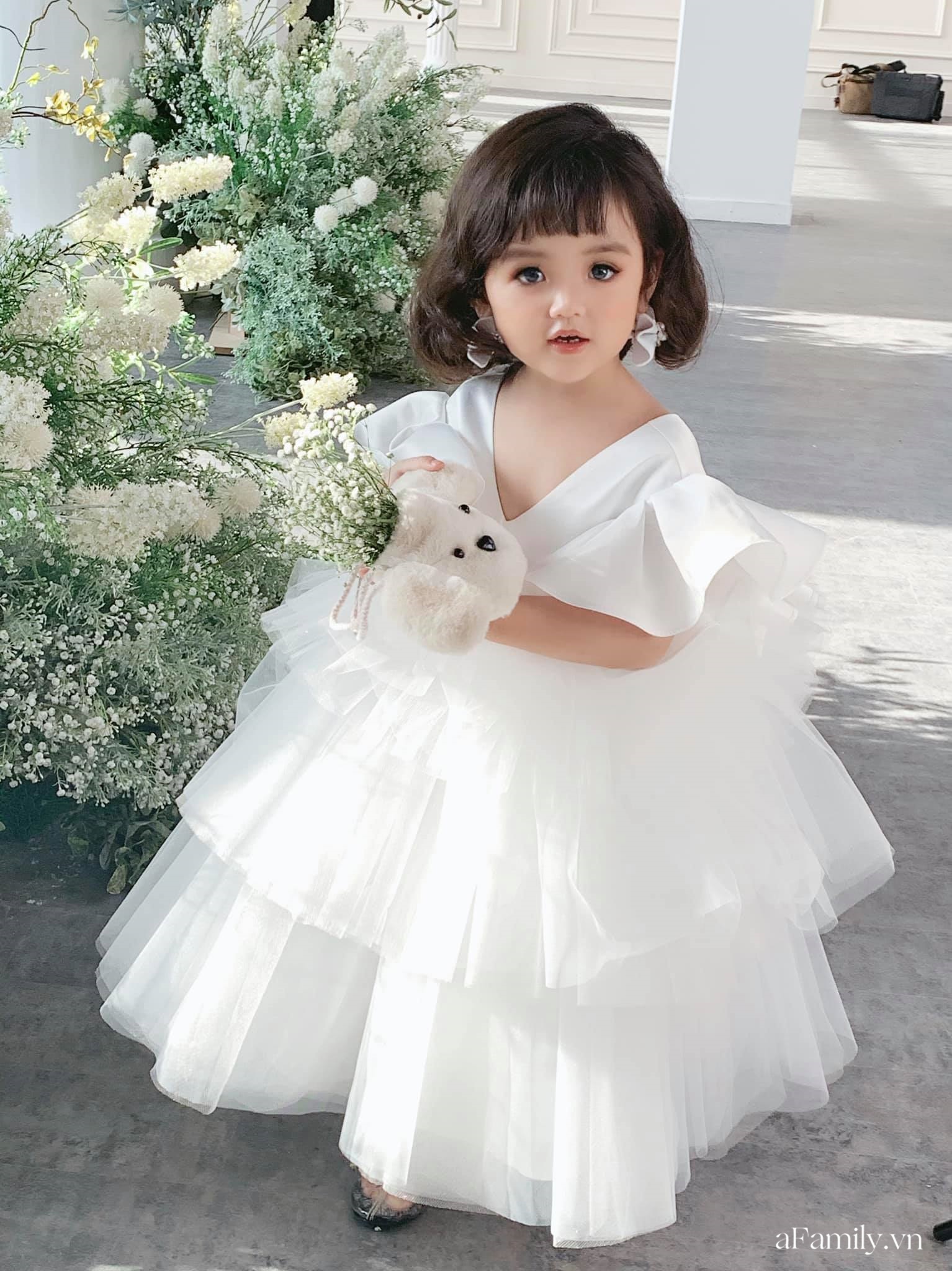 Nghỉ ở nhà mùa dịch, mẫu nhí 3 tuổi có cát xê cao nhất nhì Hà thành vẫn có thu nhập "khủng" nhờ chụp ảnh tại gia - Ảnh 2.