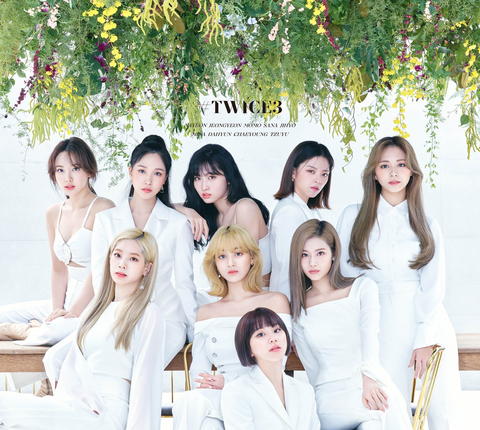 Cả nhóm TWICE đều xinh lung linh, chỉ riêng mình Chaeyoung vẫn dính lời nguyền tóc xấu - Ảnh 1.