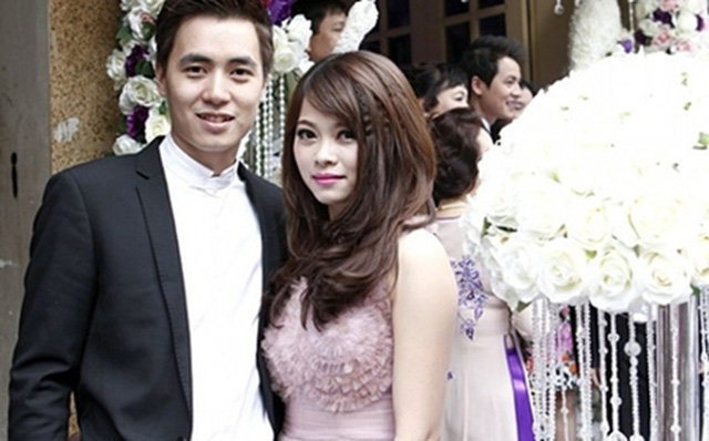 Nhiều năm sau lùm xùm quan hệ ngoài luồng trước ly hôn và không đưa tiền trợ cấp nuôi con, chồng cũ của hot mom Hằng Túi có cuộc sống thay đổi bất ngờ - Ảnh 1. Nhiều năm sau lùm xùm quan hệ ngoài luồng trước ly hôn và không đưa tiền trợ cấp nuôi con, chồng cũ của hot mom Hằng Túi có cuộc sống thay đổi bất ngờ - Ảnh 1.