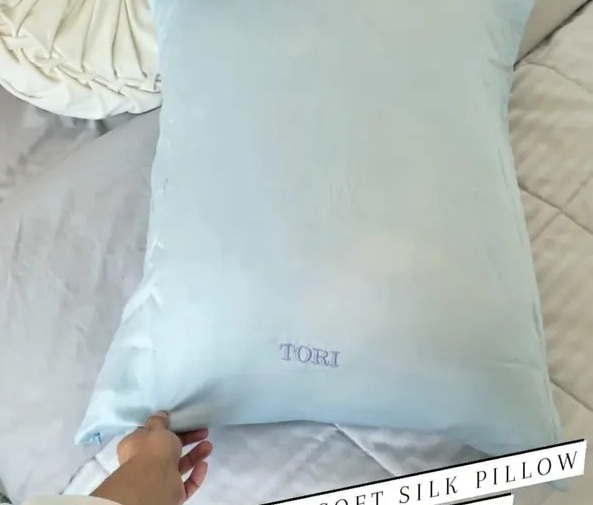 Nàng BTV biến tóc từ xơ rối do uốn nhuộm quá nhiều thành suôn mượt bồng bềnh chỉ nhờ 7 tips đơn giản - Ảnh 4. Nàng BTV biến tóc từ xơ rối do uốn nhuộm quá nhiều thành suôn mượt bồng bềnh chỉ nhờ 7 tips đơn giản - Ảnh 4.