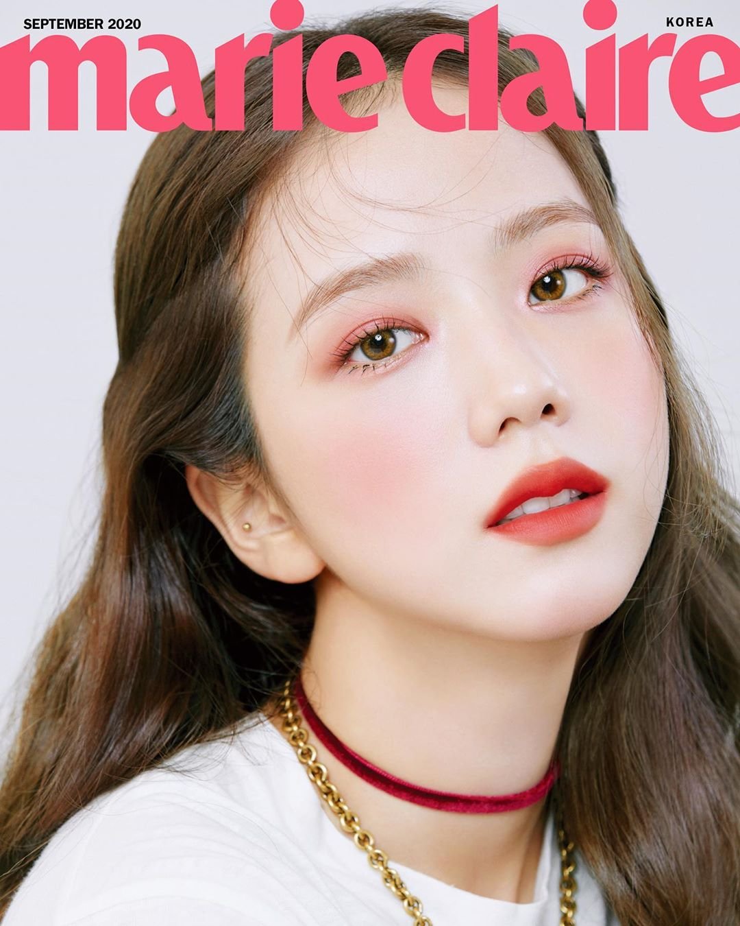 2021 đúng là năm của Jisoo: Lại lập kỳ tích thời trang mới, tóc tai tưởng dìm mà lại bất ngờ không tưởng - Ảnh 7. 2021 đúng là năm của Jisoo: Lại lập kỳ tích thời trang mới, tóc tai tưởng dìm mà lại bất ngờ không tưởng - Ảnh 7.