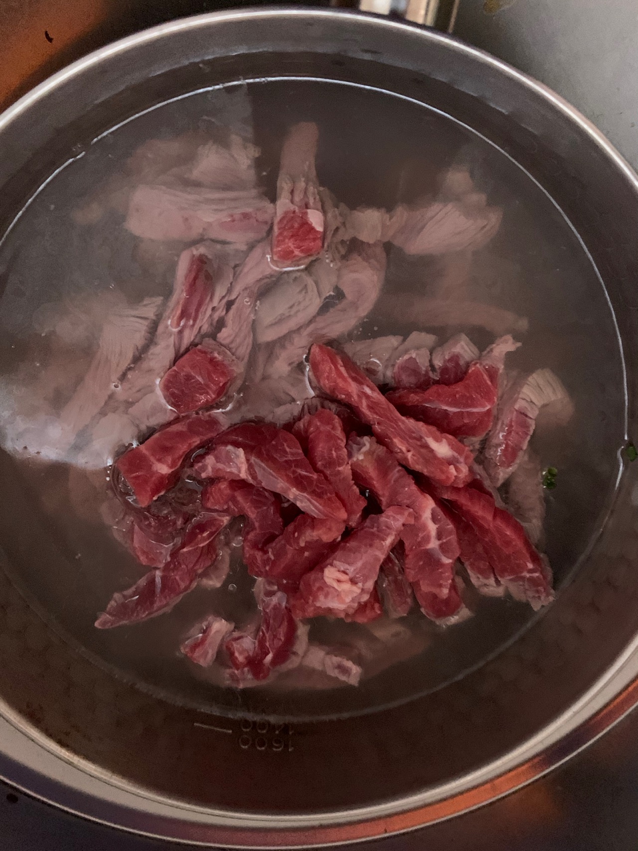 Mách bạn cách làm thịt bò ướt "ngon tuyệt cú mèo" - Ảnh 2. Mách bạn cách làm thịt bò ướt "ngon tuyệt cú mèo" - Ảnh 2.