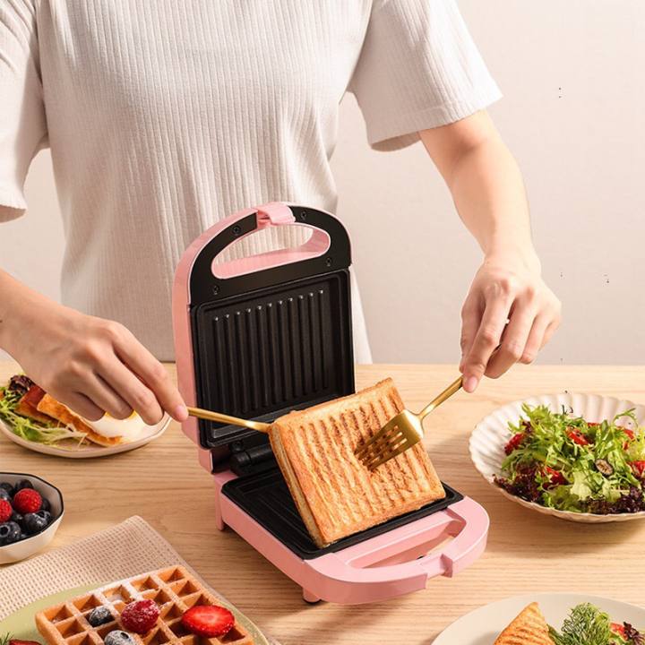 Tết này thử đổi gió đồ ăn cho bọn trẻ bằng máy nướng sandwich giá 300k trên mạng xem - Ảnh 2.