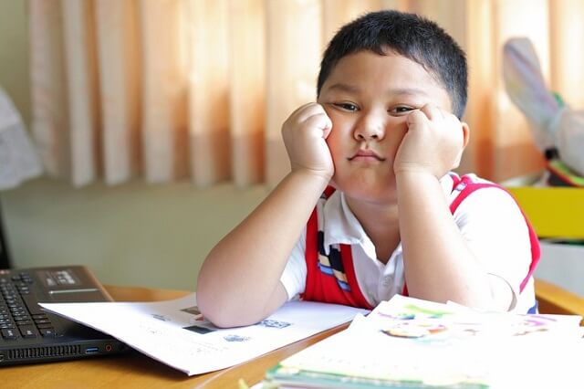 Nhiều đứa trẻ IQ cao có hành động khác biệt, nếu người lớn can thiệp quá nhiều sẽ ảnh hưởng sự phát triển trí não của trẻ - Ảnh 2. Nhiều đứa trẻ IQ cao có hành động khác biệt, nếu người lớn can thiệp quá nhiều sẽ ảnh hưởng sự phát triển trí não của trẻ - Ảnh 2.