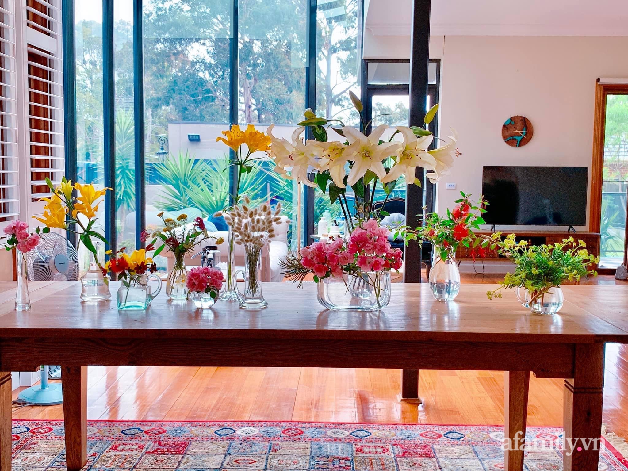 Ngày Tết đắm say giữa chốn bông lai ngập tràn sắc màu hàng trăm loài hoa của mẹ Việt ở Úc - Ảnh 27.