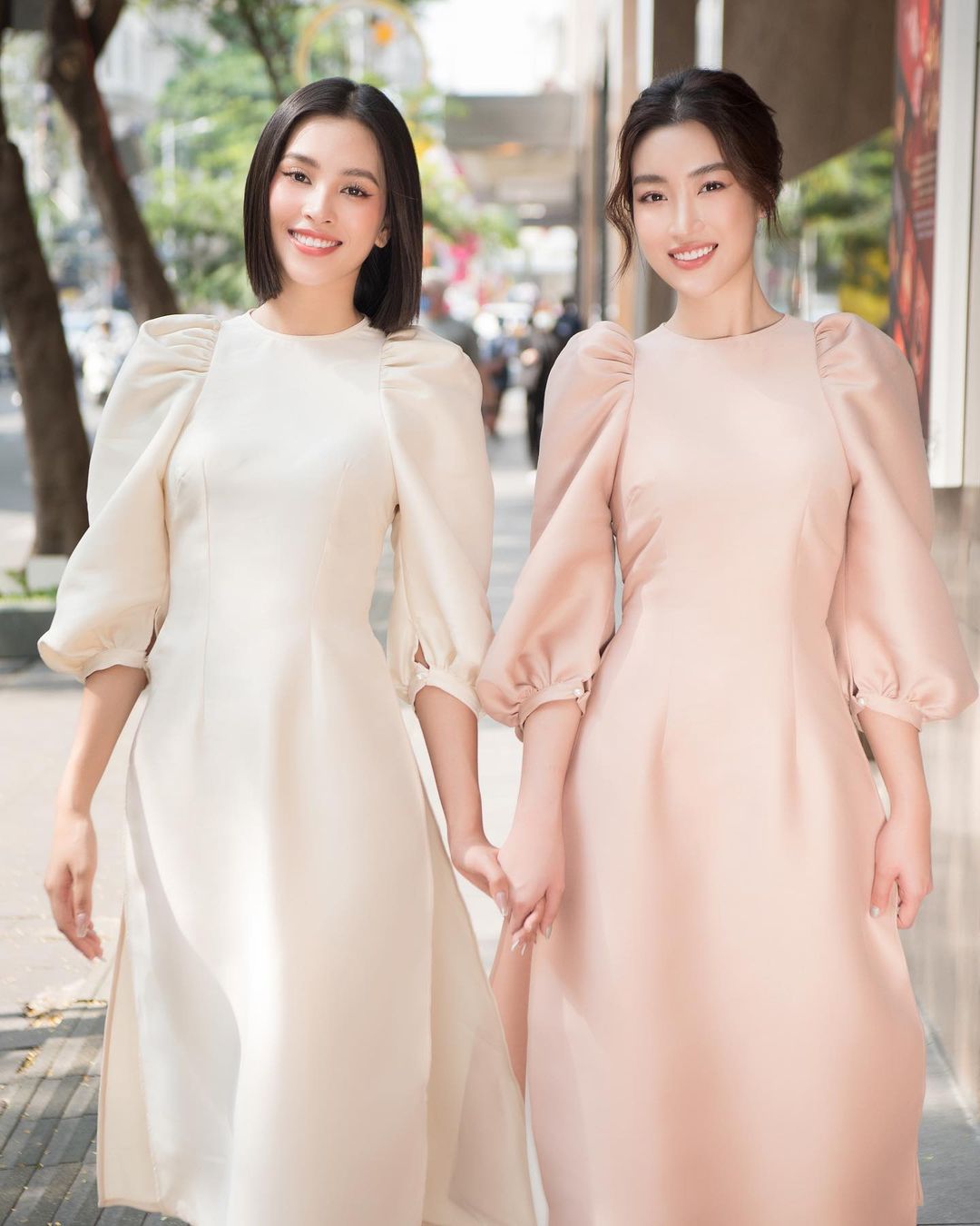 Sao Việt rộn ràng diện áo dài đón Tết sớm, kiểu hot hit nhất năm nay nằm cả ở chi tiết này - Ảnh 8. Sao Việt rộn ràng diện áo dài đón Tết sớm, kiểu hot hit nhất năm nay nằm cả ở chi tiết này - Ảnh 8.