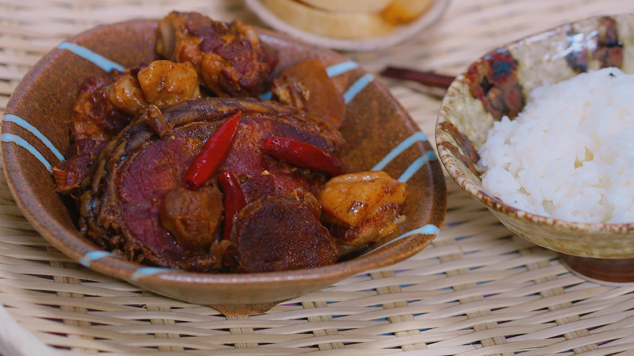 Mẹ 8X chia sẻ c&ocirc;ng thức c&aacute; trắm kho riềng gia truyền kh&ocirc;ng thể thiếu trong ng&agrave;y Tết của người H&agrave; Nội - Ảnh 1.