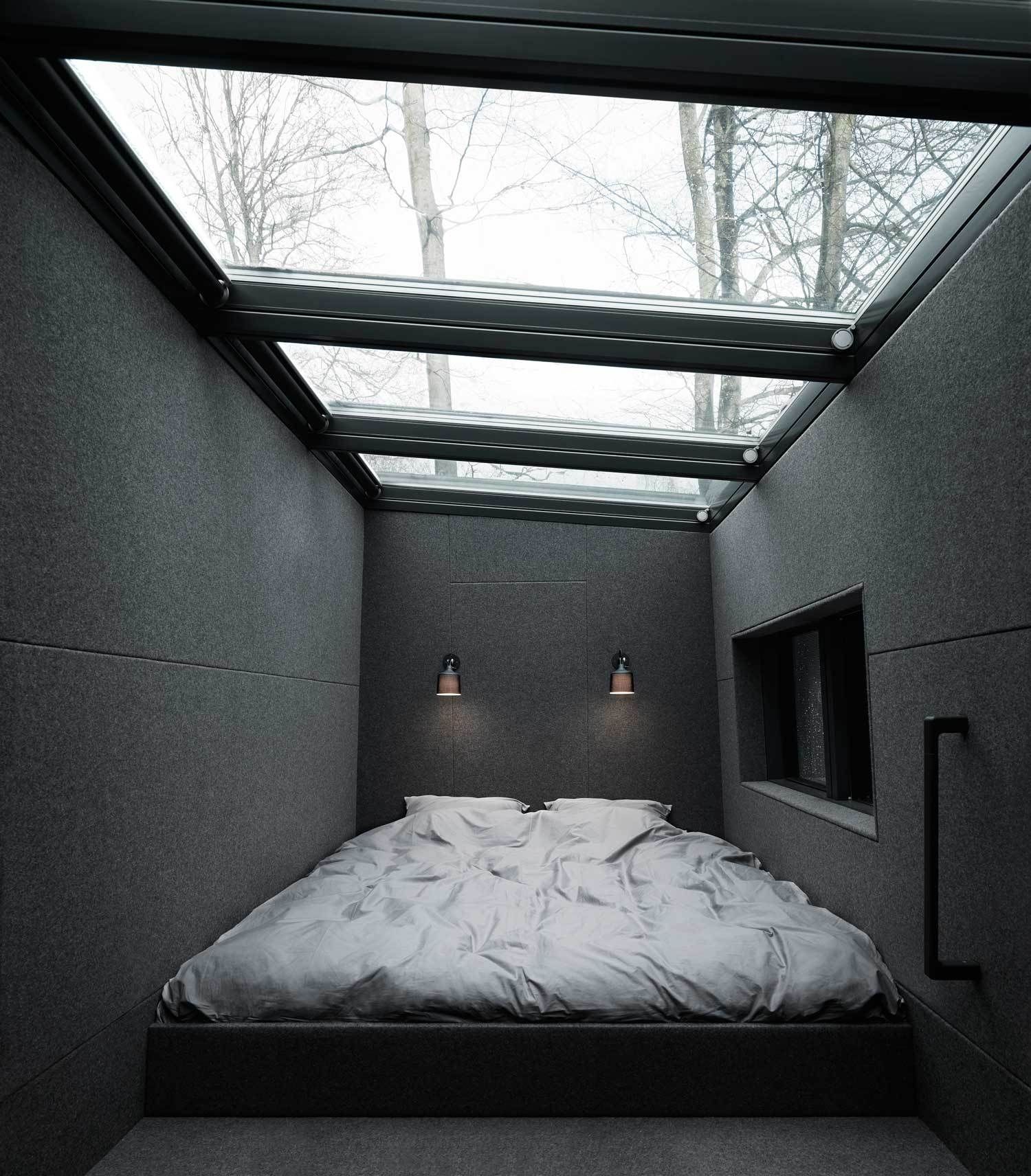13 gợi ý thiết kế tường kính cho phòng ngủ để hưởng trọn tầm nhìn tuyệt đẹp bên ngoài - Ảnh 13.