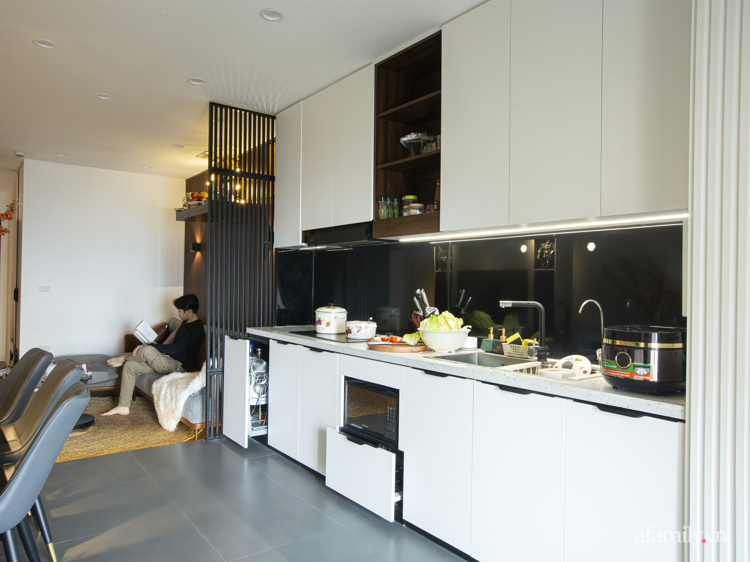 Kiến trúc sư thiết kế căn hộ 5 sao rộng 90m² theo phong cách tropical tại Hà Đông với chi phí 500 triệu đồng - Ảnh 7.