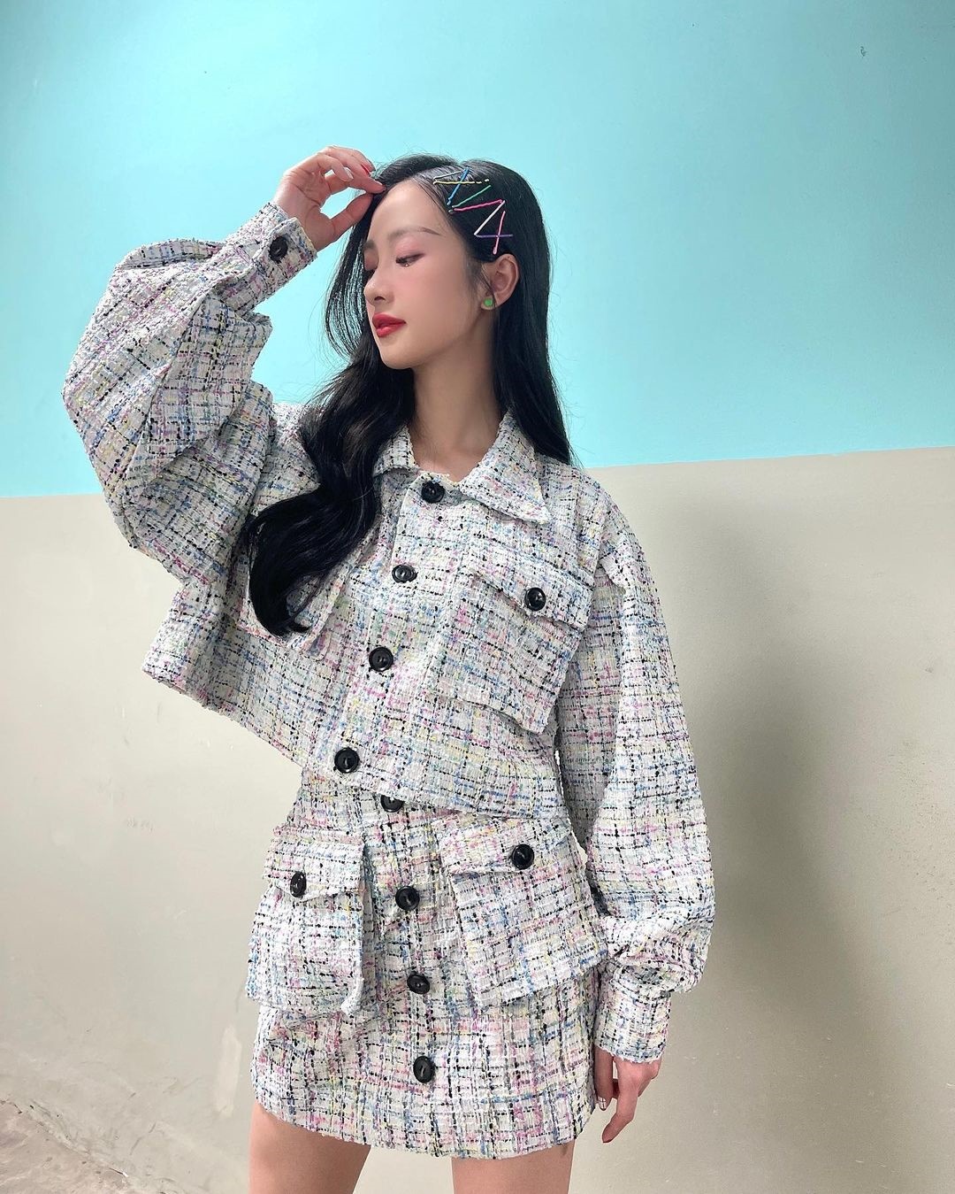 Học cách sao Việt diện áo khoác vải tweed để vừa hack dáng đỉnh cao mà điểm sang chảnh cũng tăng vù vù - Ảnh 6. Học cách sao Việt diện áo khoác vải tweed để vừa hack dáng đỉnh cao mà điểm sang chảnh cũng tăng vù vù - Ảnh 6.