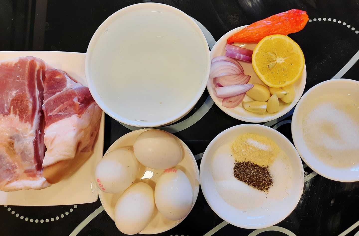 Mẹ 9X m&aacute;ch chị em b&iacute; quyết l&agrave;m thịt kho t&agrave;u "đỉnh của ch&oacute;p" thịt mềm rục, mỡ trong veo m&agrave; kh&ocirc;ng hề n&aacute;t - Ảnh 1.