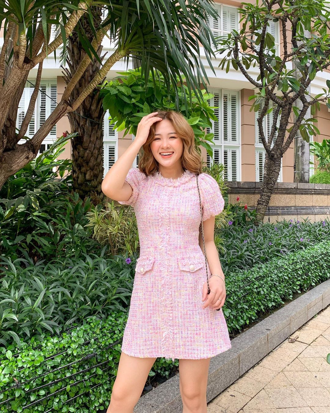 Học Công nương Diana cách diện gam màu hồng để không bị chê là "sến súa" - Ảnh 9. Học Công nương Diana cách diện gam màu hồng để không bị chê là "sến súa" - Ảnh 9.