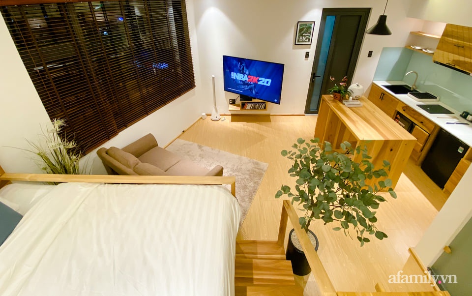 Căn nhà &quot;thôi miên&quot; bằng nội thất gỗ tự nhiên cùng phong cách tối giản của chàng trai Đà Lạt - Ảnh 2.