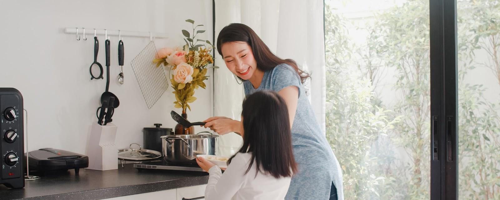 Nấu cơm nh&agrave; - Nấu sao cho dễ m&agrave; ngon khoẻ? - Ảnh 1.