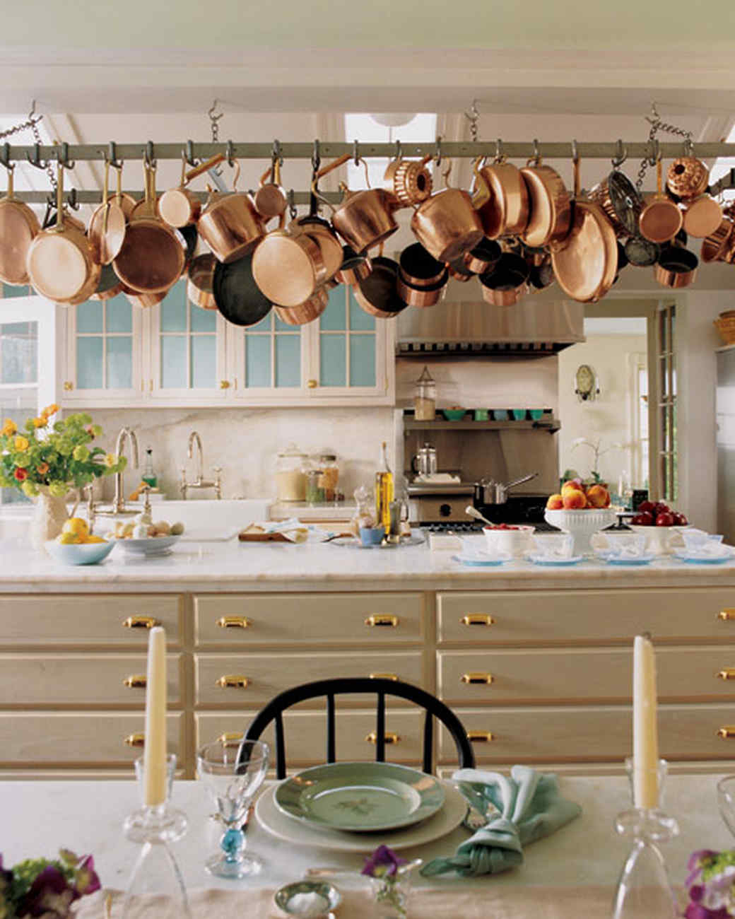 kitchen-island-pot-rack-2-163393723150657235964.jpg