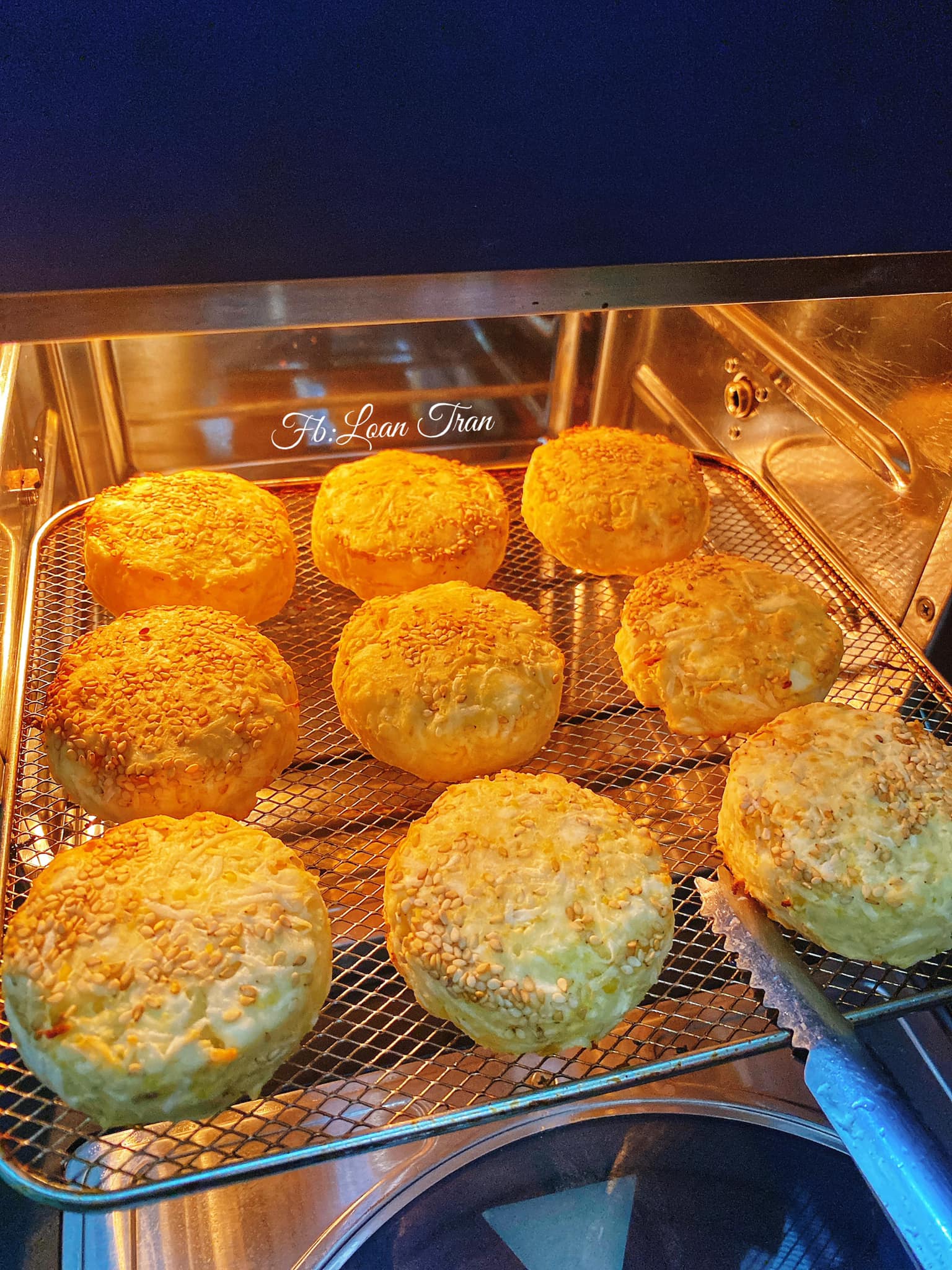 C&oacute; m&oacute;n b&aacute;nh tuổi thơ cực ngon lại l&agrave;m được bằng nồi chi&ecirc;n kh&ocirc;ng dầu dễ d&agrave;ng - Ảnh 7.