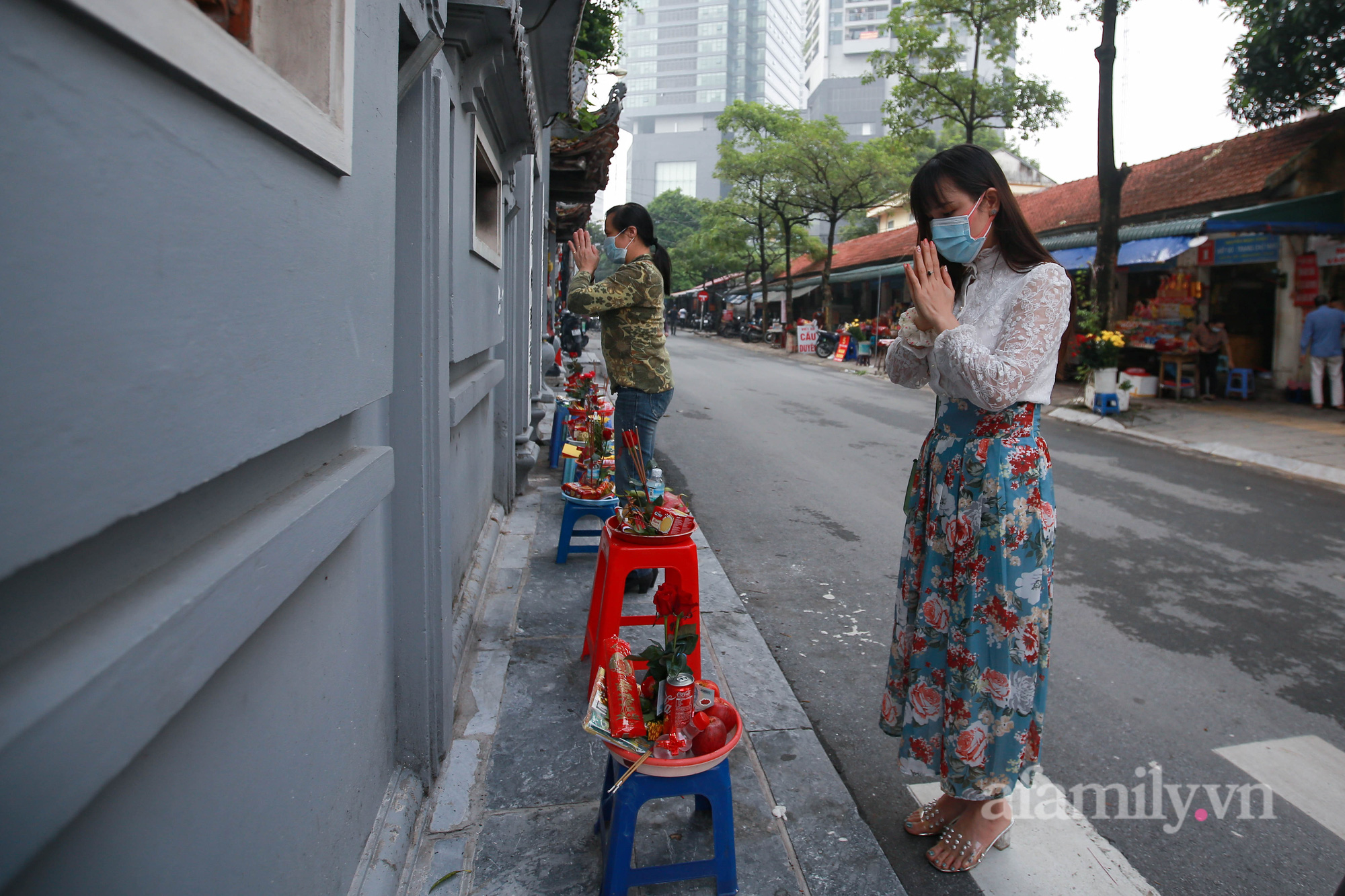 Giới trẻ đổ xô về chùa Hà cầu tình duyên mong ước sớm tìm được ý trung nhân trong ngày 20/10 - Ảnh 13.