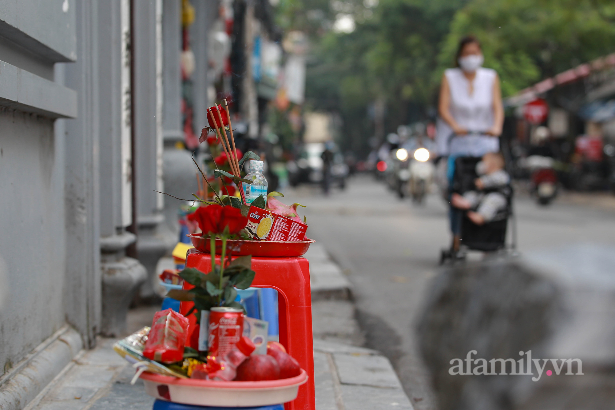 Giới trẻ đổ xô về chùa Hà cầu tình duyên mong ước sớm tìm được ý trung nhân trong ngày 20/10 - Ảnh 10.