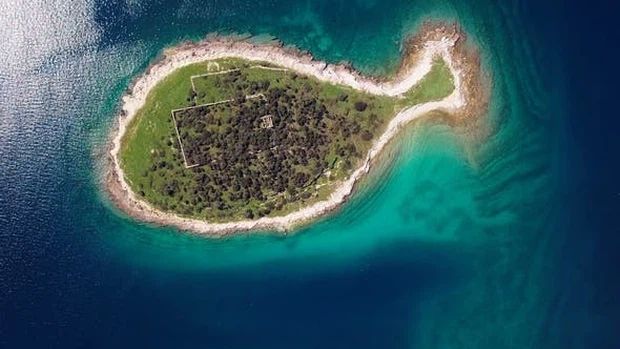 Những hòn đảo kì vĩ có hình dạng như thế giới động vật khiến ai cũng trầm trồ, sống động nhất là hòn đảo xếp số 1 - Ảnh 4.